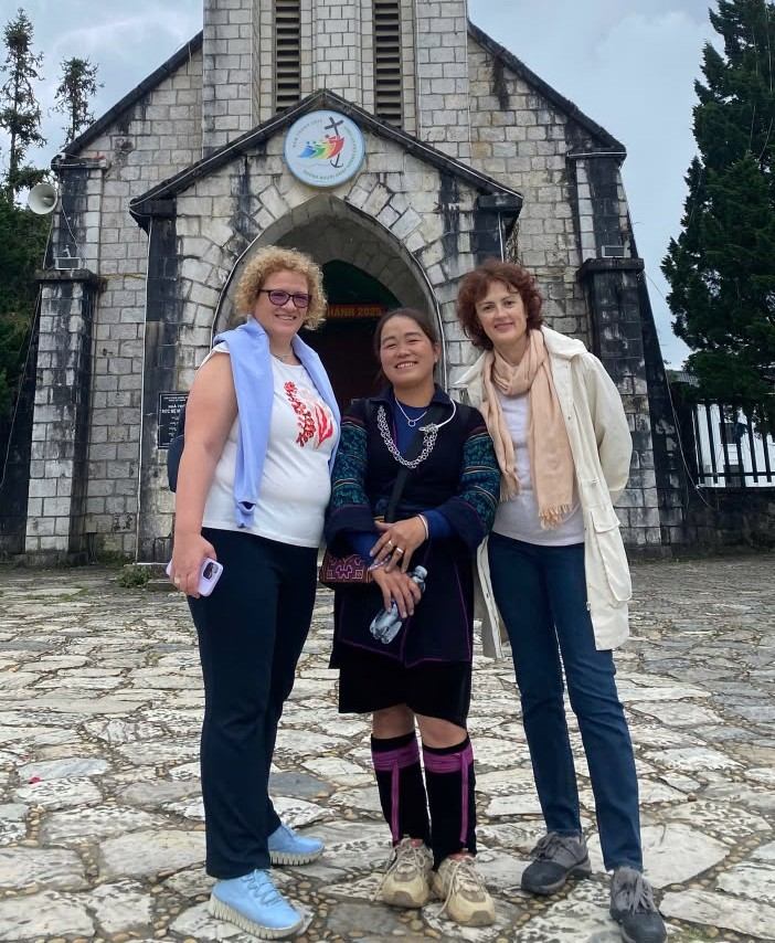 Shu with guests at the Sa Pa Stone Church